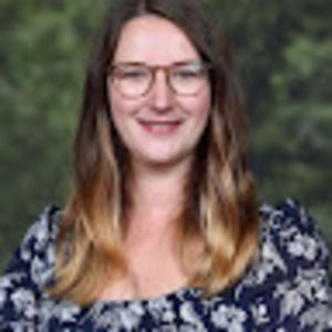 Meet your Posher, Hilary